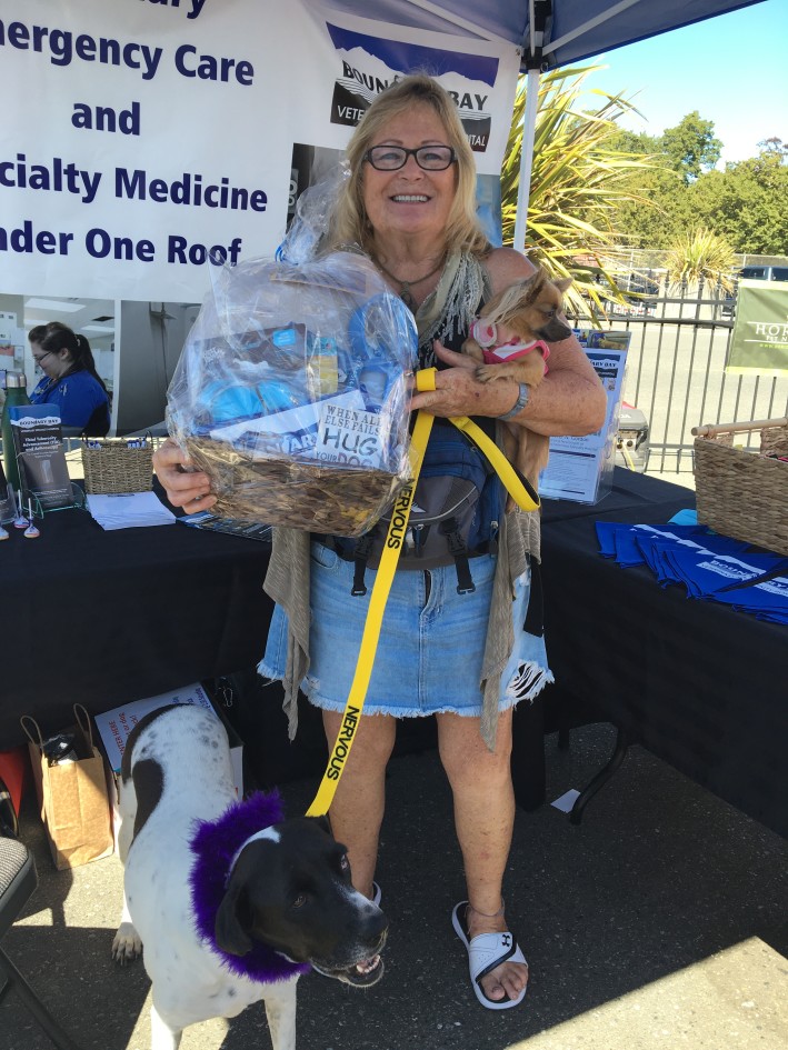 Gift basket winner from Boundary Bay Veterinary Specialty Hospital